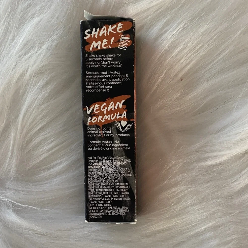Urban Decay Lip Bond Liquid Lipstick -NIB  smudge proof and vegan /Pleased